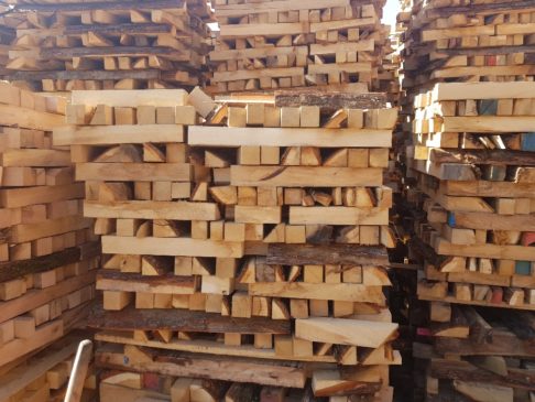 Sägebrennholz Anfallende Längen, Saw Firewood  Imperius Woodtrading